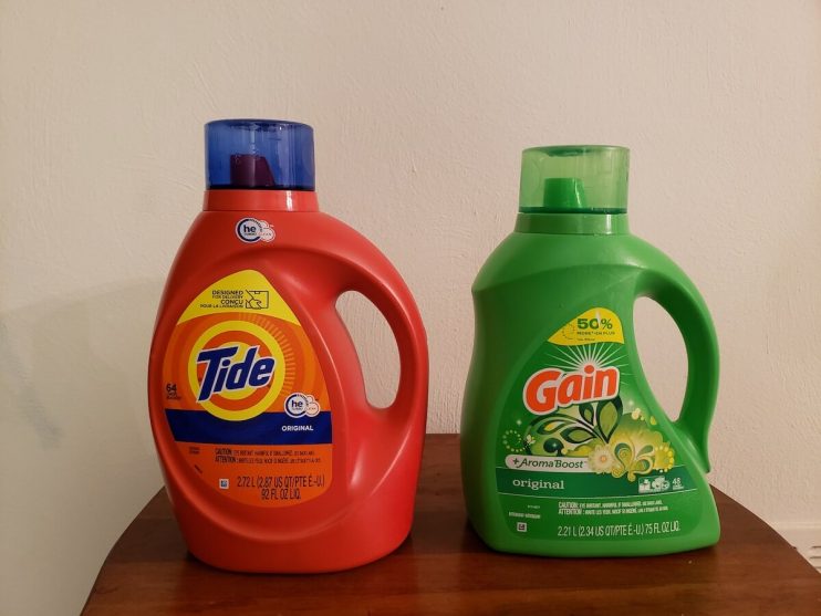 Gain vs Tide Laundry Detergent